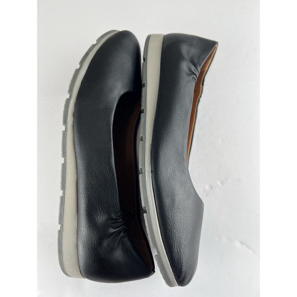 Baretraps Posture Shoes Women's Size 8 M Black Comfort Casual Flats Slip-On
